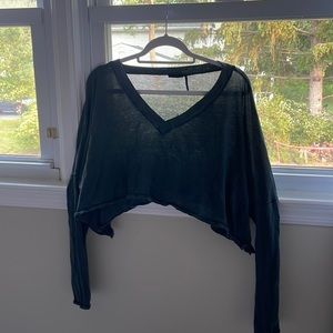 Long sleeve crop top